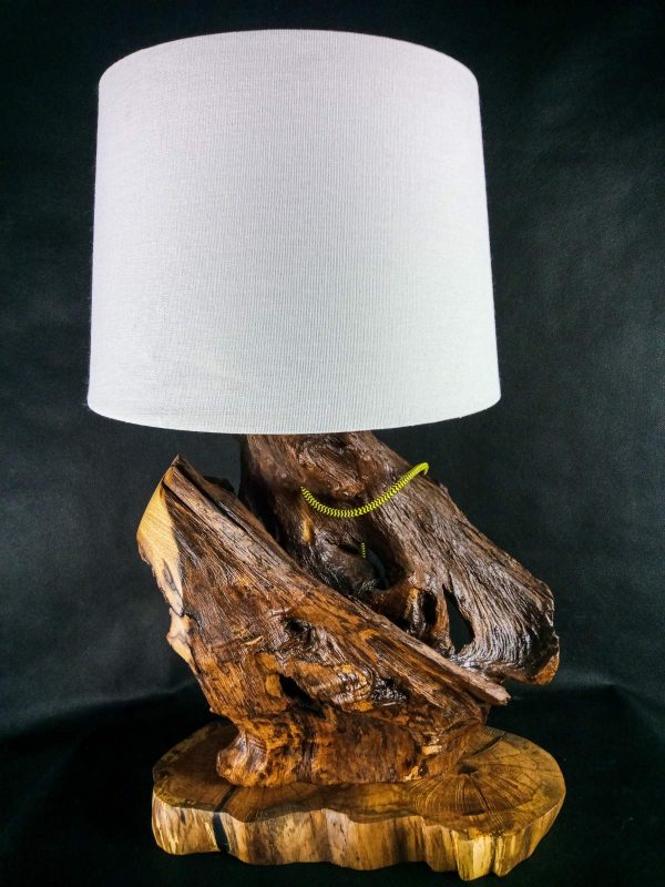 goodwood - drevená stolná lampa