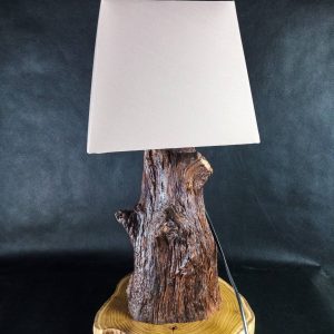 goodwood - drevená stolná lampa