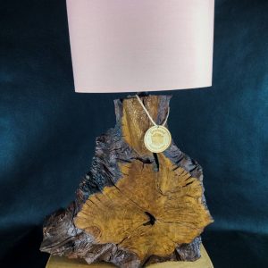 goodwood - drevená stolná lampa